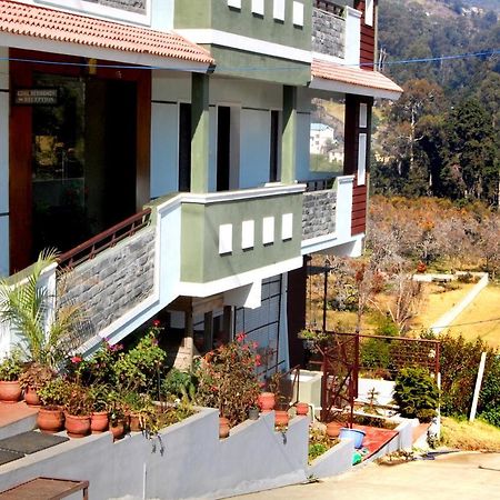 Готель Ezhil Residency Кодайканал Екстер'єр фото