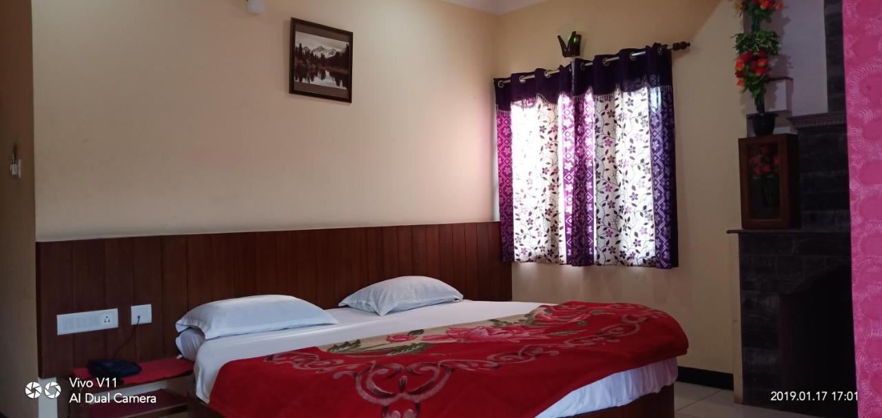 Готель Ezhil Residency Кодайканал Екстер'єр фото